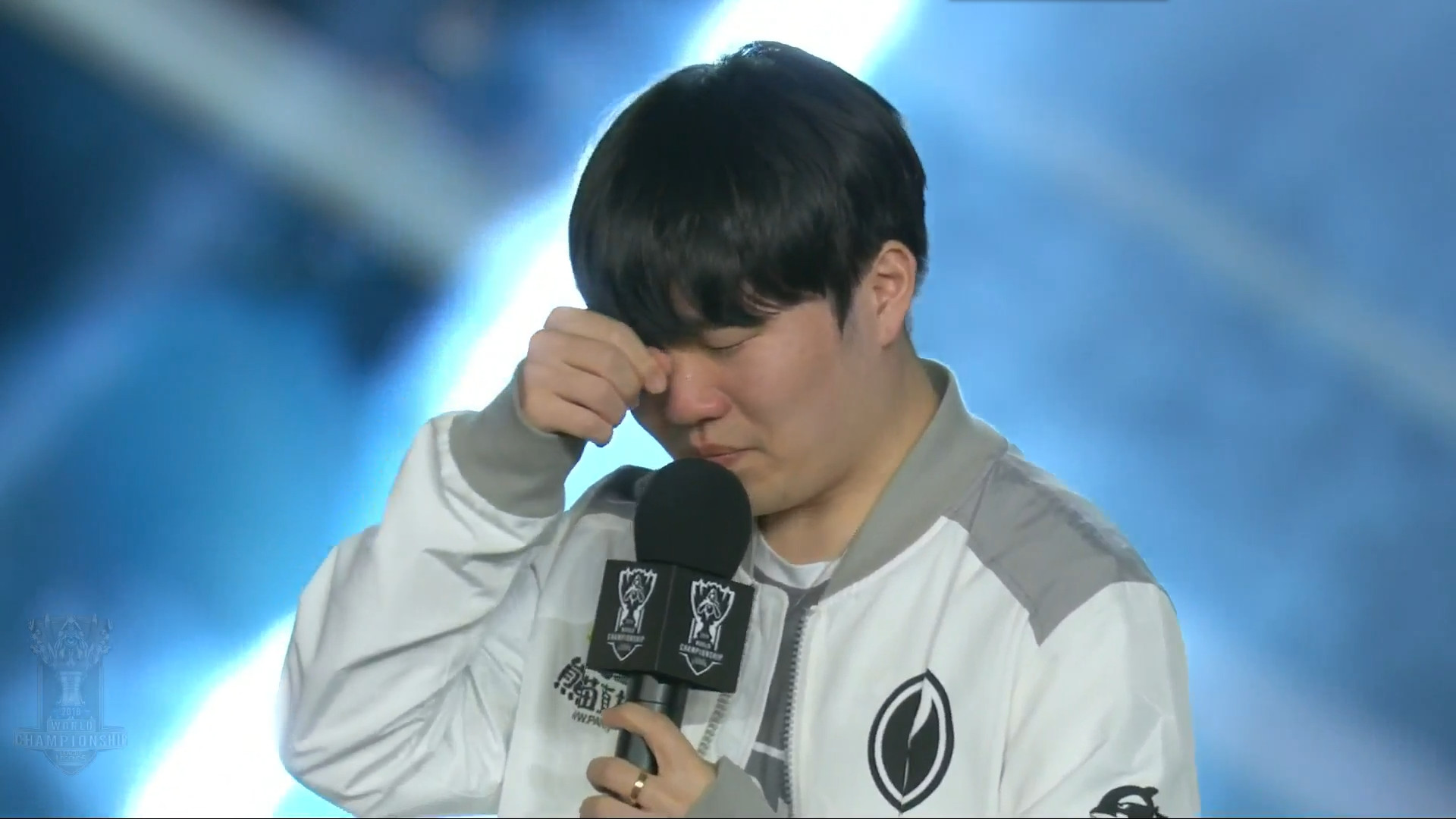 RNG高层回应传闻，这样的小虎简直是真神